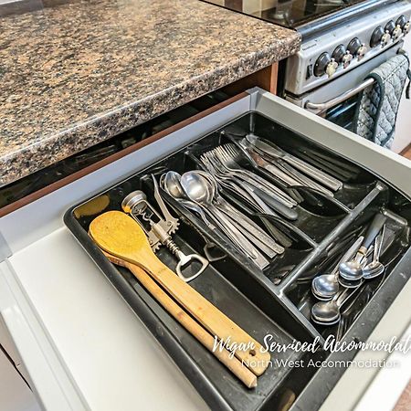 Wigan Serviced Accommodation 외부 사진