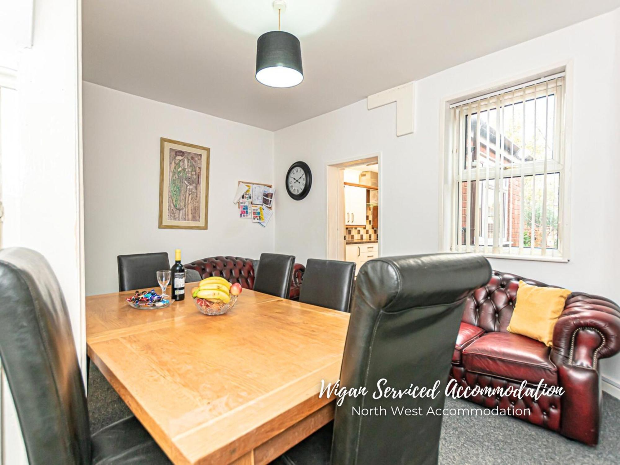 Wigan Serviced Accommodation 외부 사진